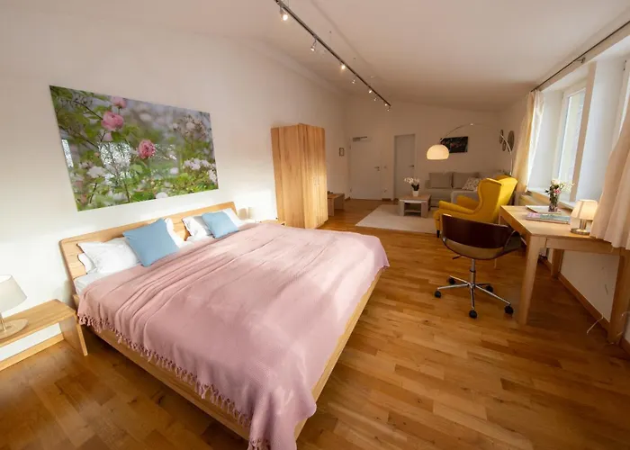 Am Michaelshof, Im  Haus Der Frühstückspension Neu Darchau